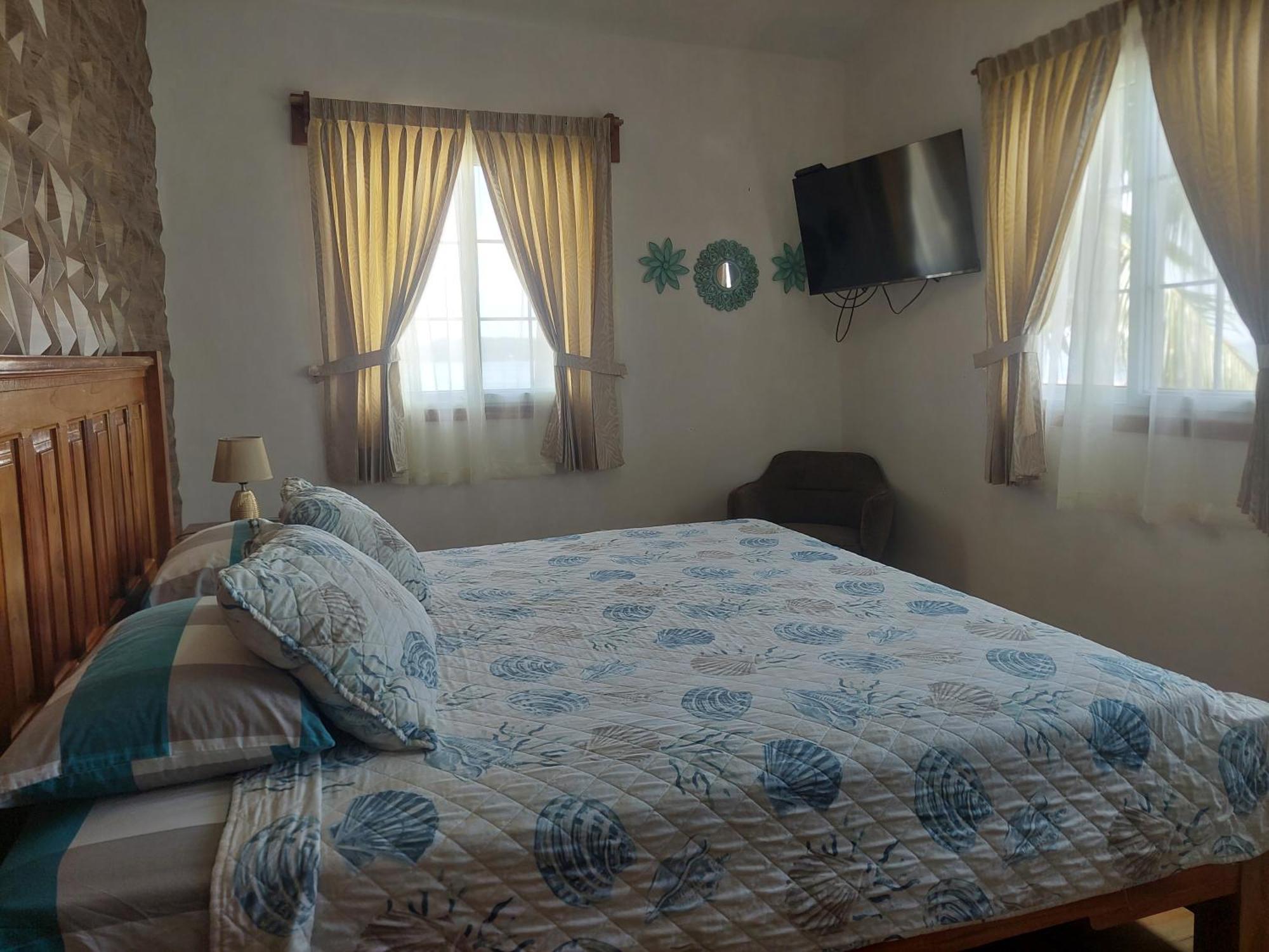 Faro Del Colibri Hotel Carenero Room photo