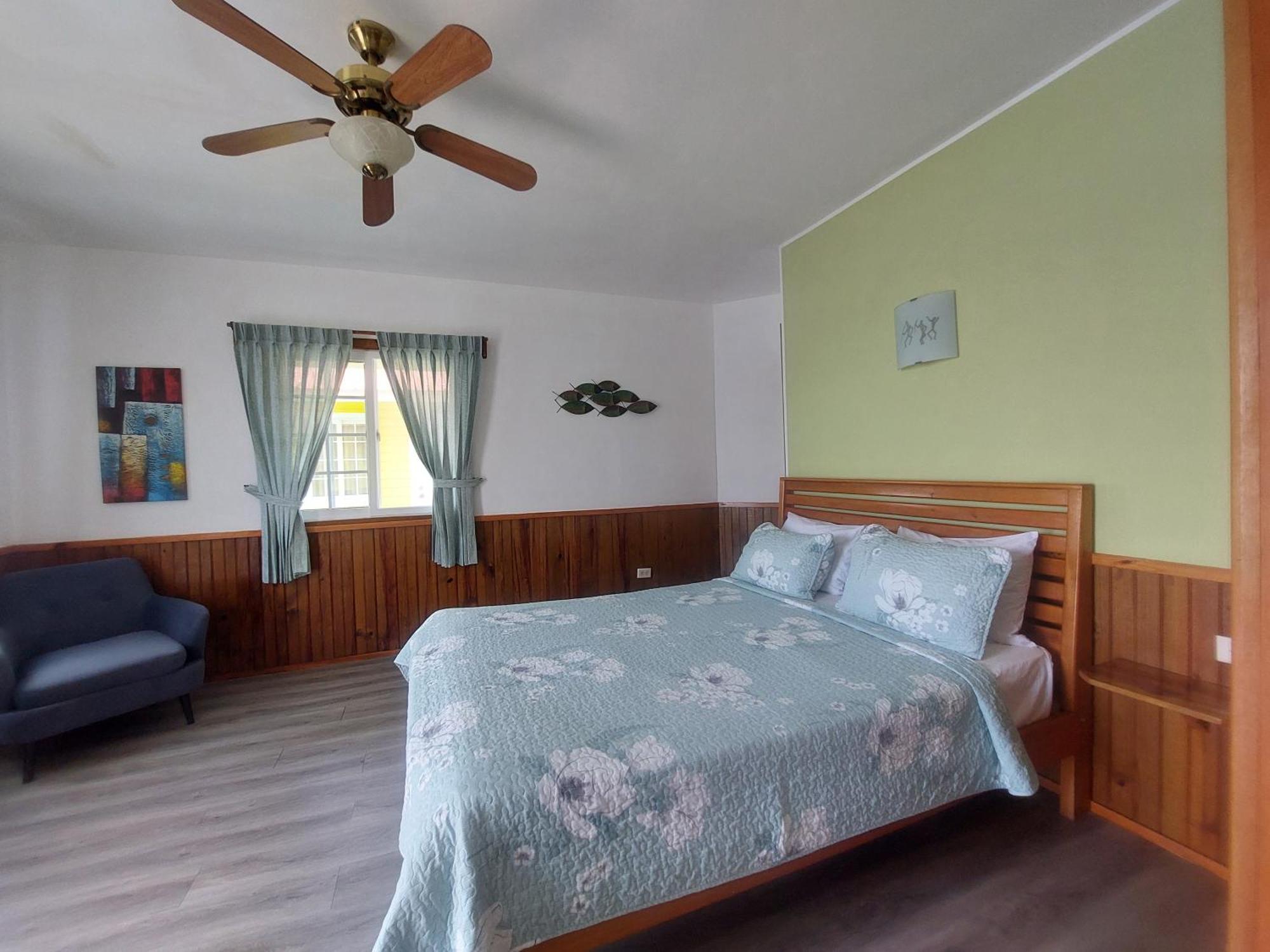 Faro Del Colibri Hotel Carenero Room photo